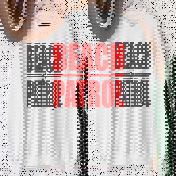 ビーチパトロール サーフ レスキュー ライフガード スウェットシャツ 年配の女性への贈り物