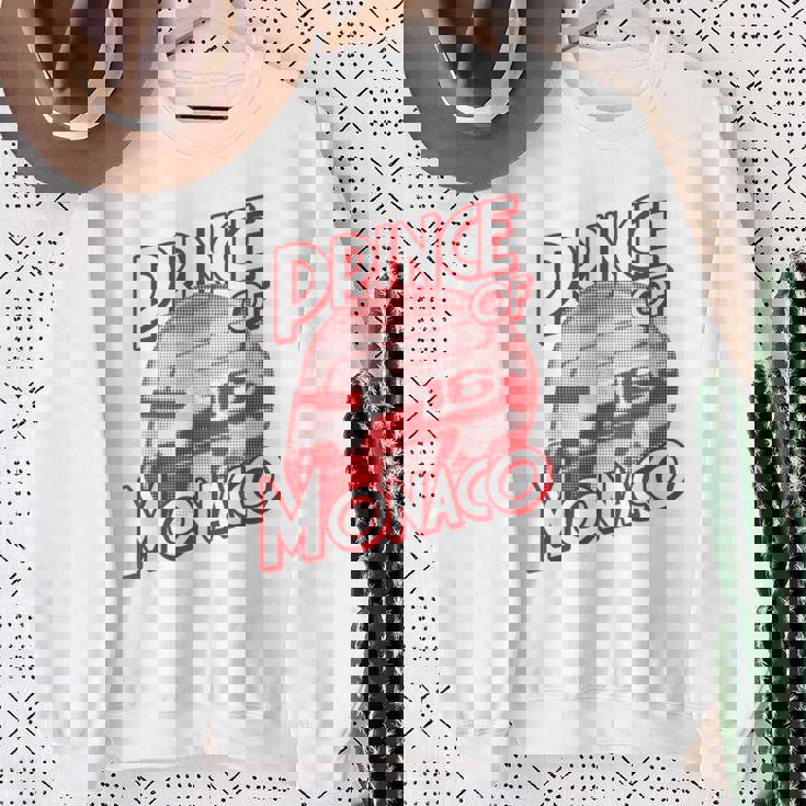 プリンス・オブ・モナコ 16 ミニマリスト レーシングの背景 スウェットシャツ 年配の女性への贈り物