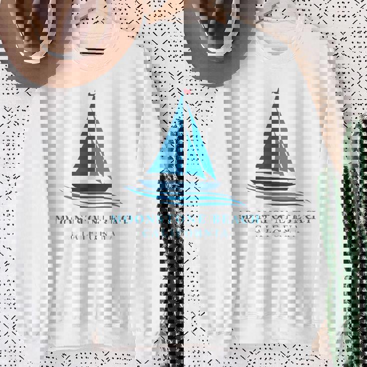 ムーンストーンビーチ カリフォルニア ヨットお土産 スウェットシャツ 年配の女性への贈り物