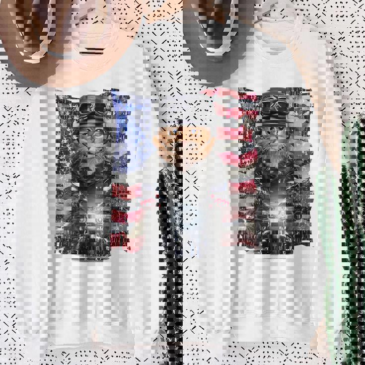 三毛猫 オレンジ猫 ねこ バイク 星条旗 アメリカ スウェットシャツ 年配の女性への贈り物