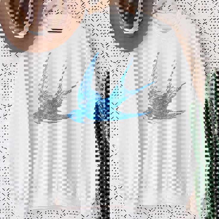 古びたツバメの青い鳥 シルエット 鳥 鳥 イラスト スウェットシャツ 年配の女性への贈り物