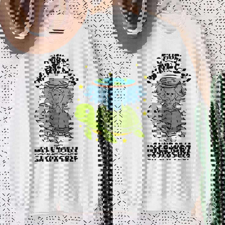 平らな地球協会 面白い陰謀論 亀の象 長袖tシャツ スウェットシャツ 年配の女性への贈り物