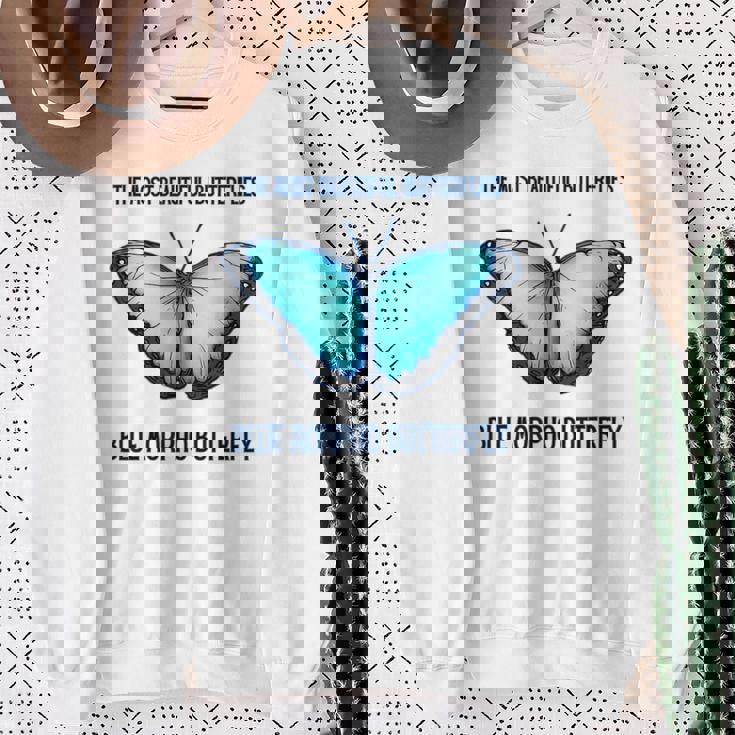 最も美しい蝶青いモルフォバタフライ スウェットシャツ 年配の女性への贈り物