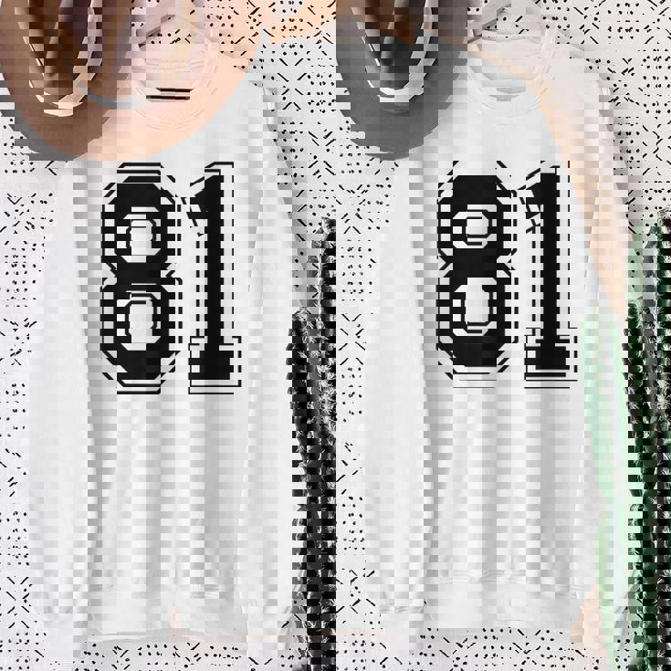 番号 81 スウェットシャツ 年配の女性への贈り物