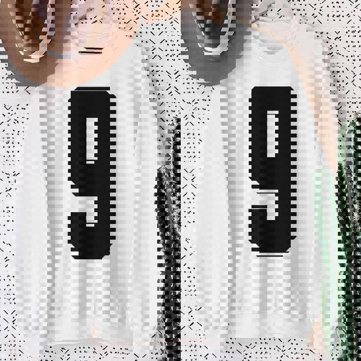 番号9 ナインスポーツジャージ 誕生日年齢 ラッキーナンバーブラック スウェットシャツ 年配の女性への贈り物