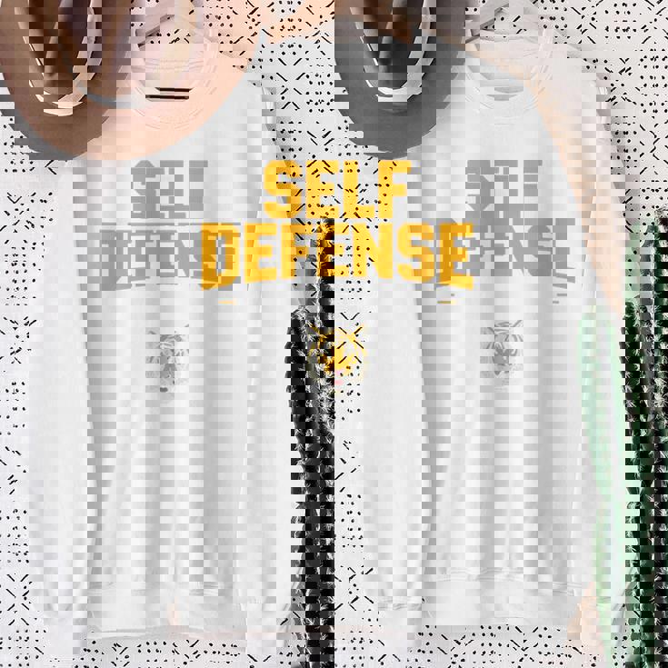 自衛隊インストラクター 長袖tシャツ スウェットシャツ 年配の女性への贈り物