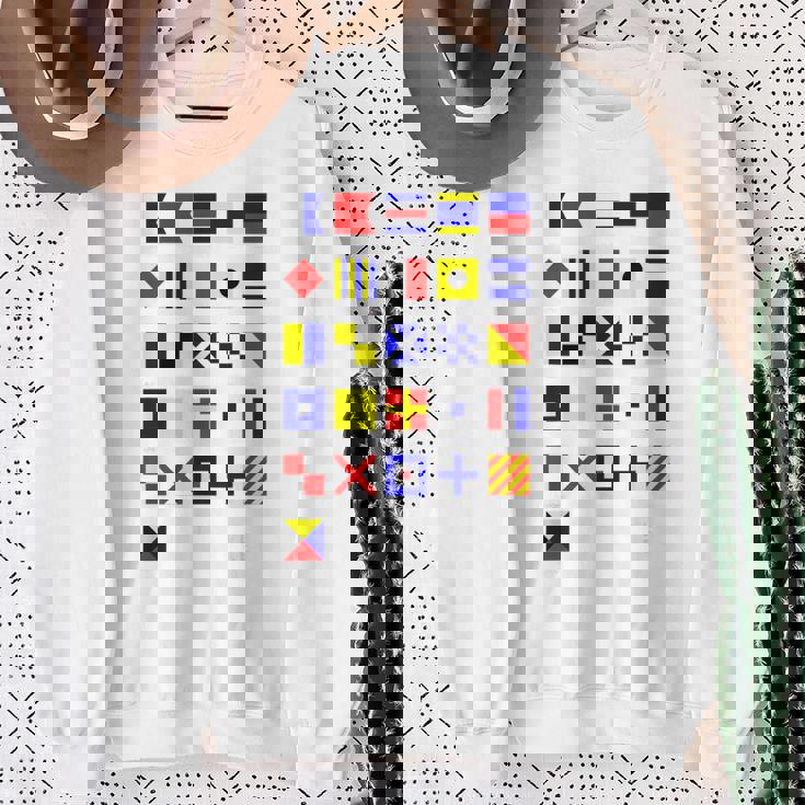 航海信号旗 アルファベット スウェットシャツ 年配の女性への贈り物