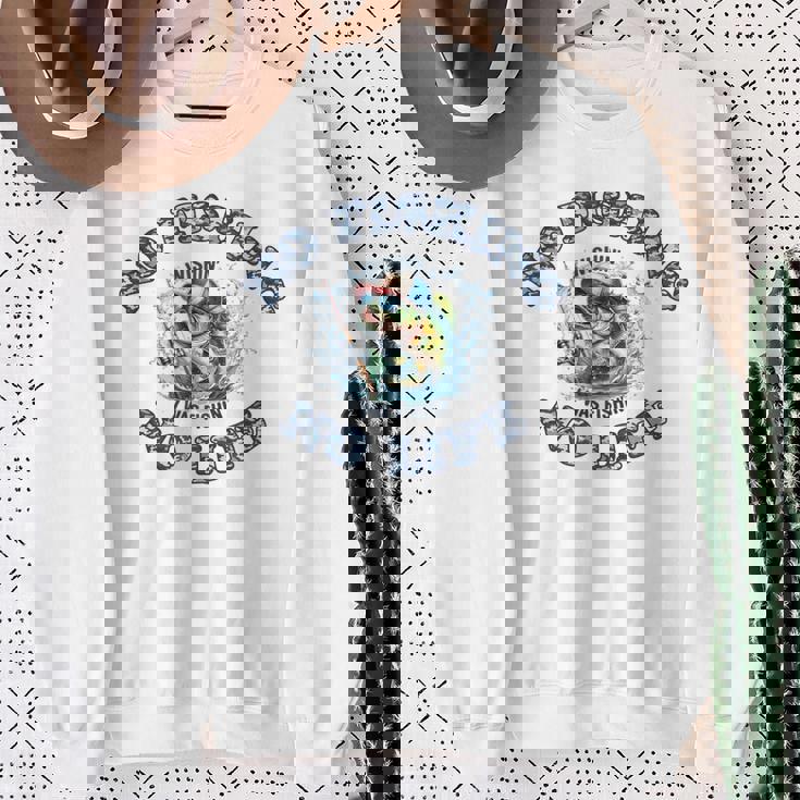 釣り クール バス釣り おもしろ フィッシング ライフ カモフラージュ グラフィック スウェットシャツ 年配の女性への贈り物