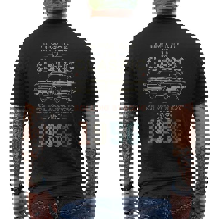 1956年生まれ、70歳の誕生日 クラシックカー メンズTシャツ バックプリント