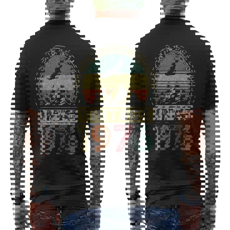 1976年ヴィンテージ、限定版、50歳の誕生日、50歳 メンズTシャツ バックプリント