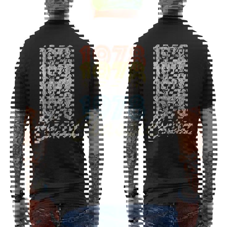 1978年 クラシック ヴィンテージ レトロ スタイル Born In 1978 メンズTシャツ バックプリント