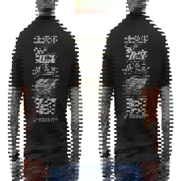 39歳の誕生日 1987年生まれのクラシックカー メンズTシャツ バックプリント