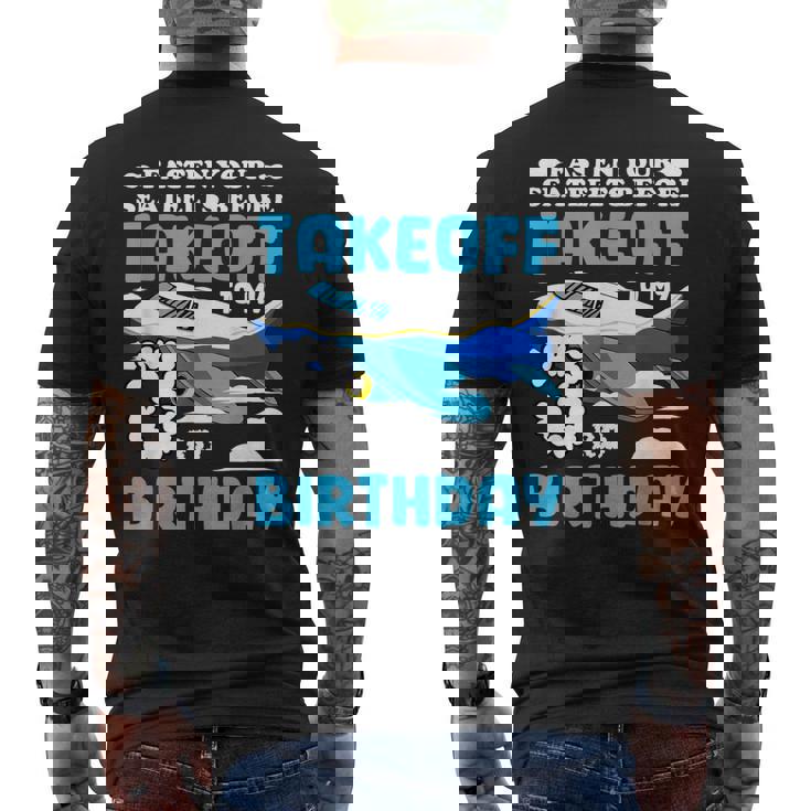 3歳の誕生日飛行機 パイロット固定シートベルト離陸飛行機 メンズTシャツ バックプリント