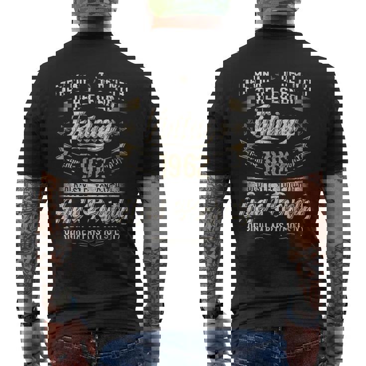 64歳の誕生日プレゼント ヴィンテージ 1962年 男性 面白い 64歳 1962年 メンズTシャツ バックプリント