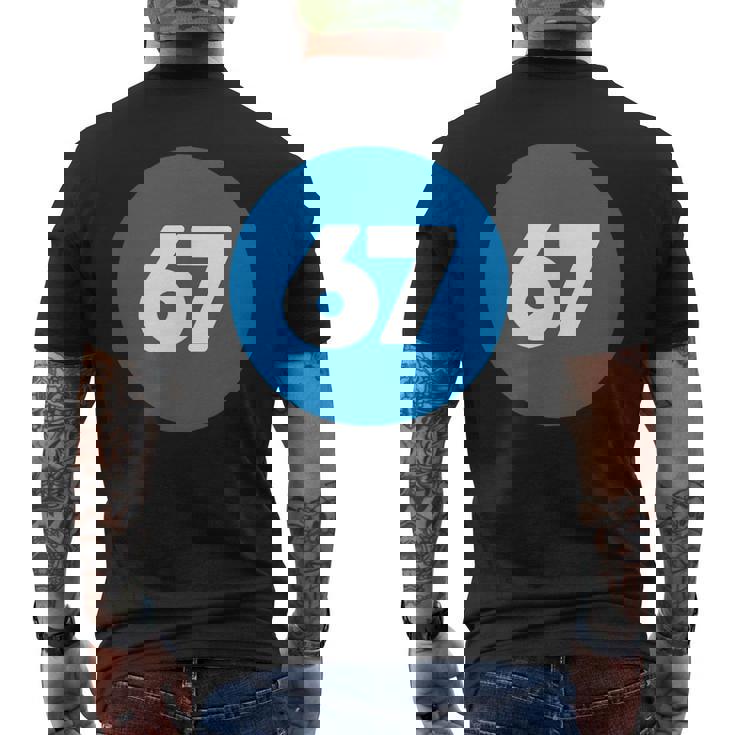 67 歳の誕生日番号 67 バルーン 67 歳の誕生日 メンズTシャツ バックプリント