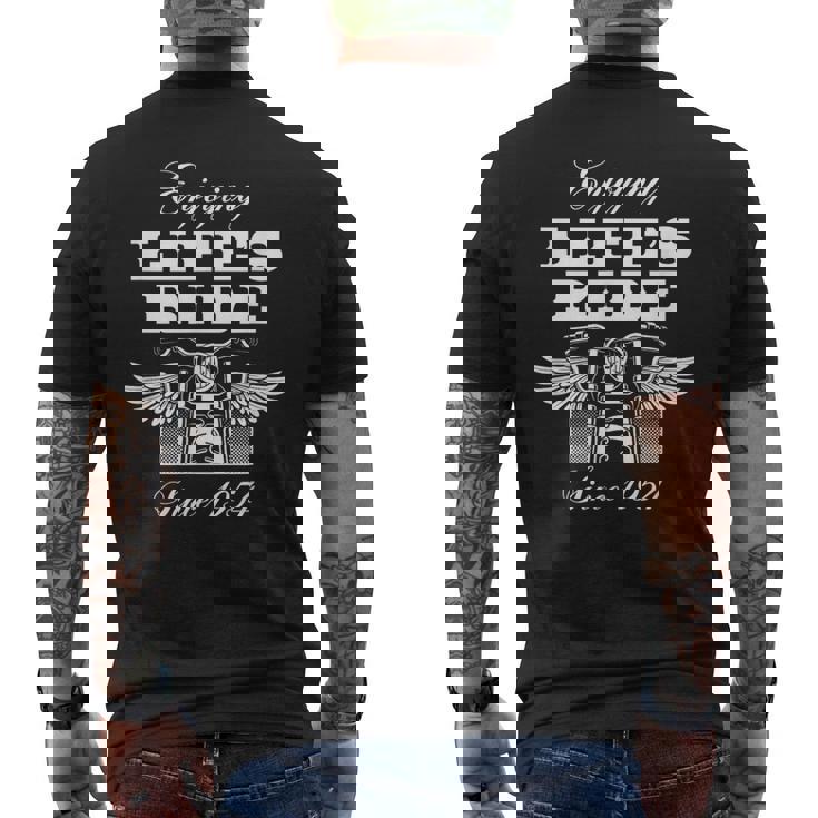 70歳 モーターサイクリスト モーターサイクル ライダー 1954 70歳の誕生日 メンズTシャツ バックプリント