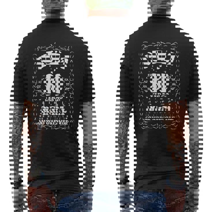 80年前に建てられたヴィンテージファニー80歳の誕生日。 メンズTシャツ バックプリント