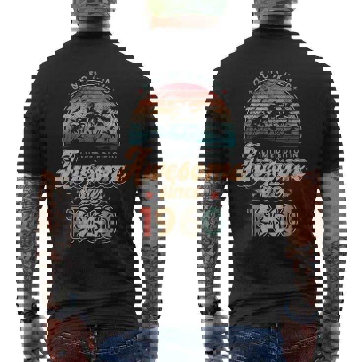 Awesomeince 1960 パームツリー 66歳の誕生日 メンズTシャツ バックプリント