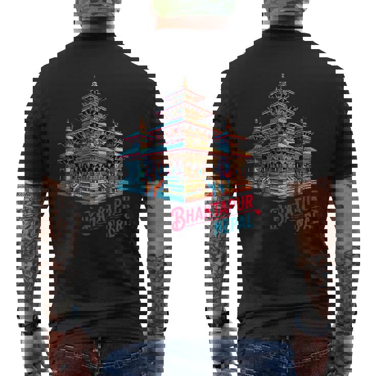 Bhaktapur Durbar スクエア 寺院 ネパール建築 メンズTシャツ バックプリント