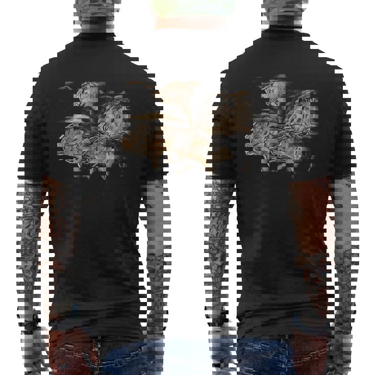 Chauvetのライオンの先史時代の石器時代の洞窟壁画 メンズTシャツ バックプリント