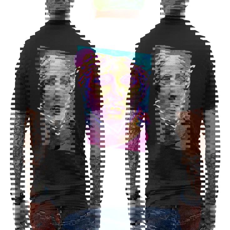 Glitchedenustatueaporwave メンズTシャツ バックプリント