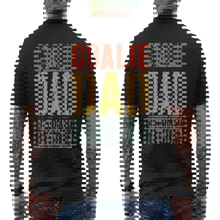 Goalie Dad Uomo Festa Del Papà Portiere Papà T-shirt da uomo con stampa posteriore