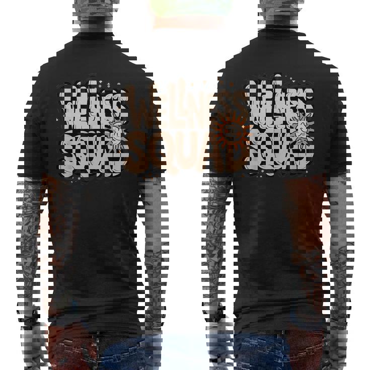 Happy Wellnessquad フィットネス Ot ナースキャンプ Pta PE ジム 部族 メンズTシャツ バックプリント