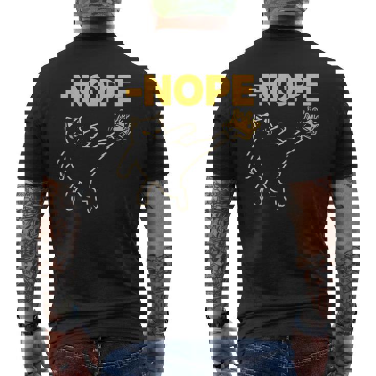 No Kings In America レトロ エッジの効いた抗議 メンズTシャツ バックプリント