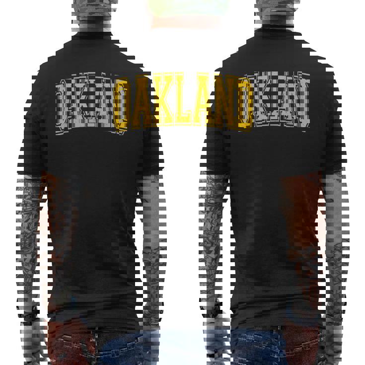 Oaklandarsityports アスレチックジャージスタイル メンズTシャツ バックプリント