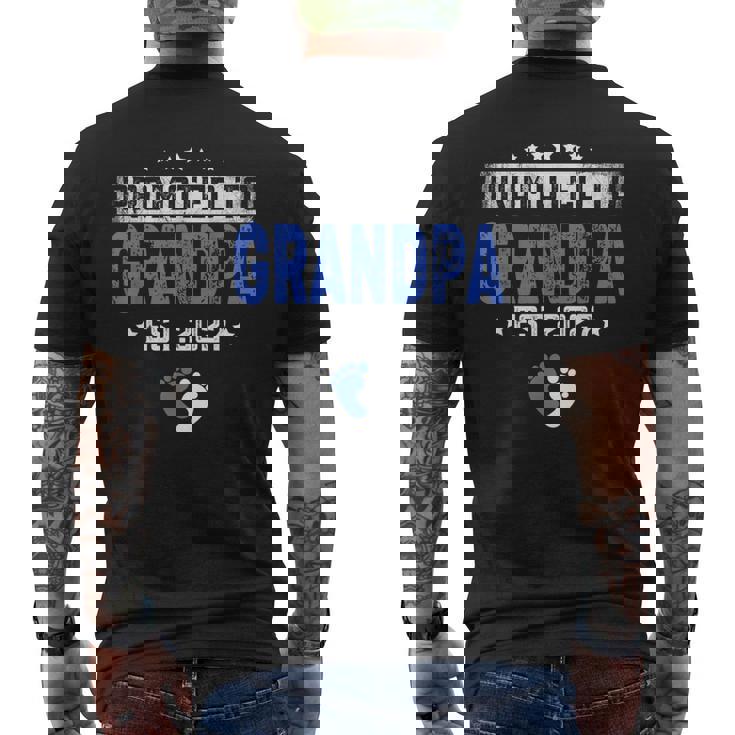 メンズ Promoted To Grandpa Est 2027 Dad メンズTシャツ バックプリント