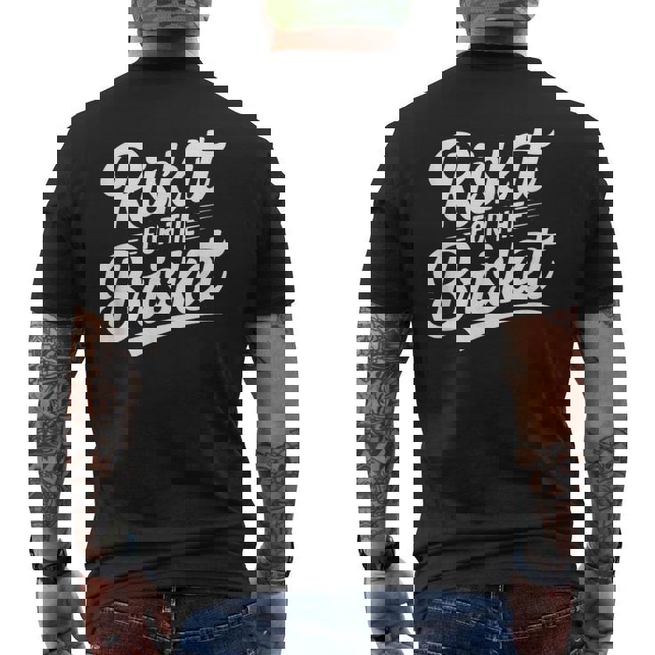 Risk It For The Brisket Bbqジョーク メンズTシャツ バックプリント