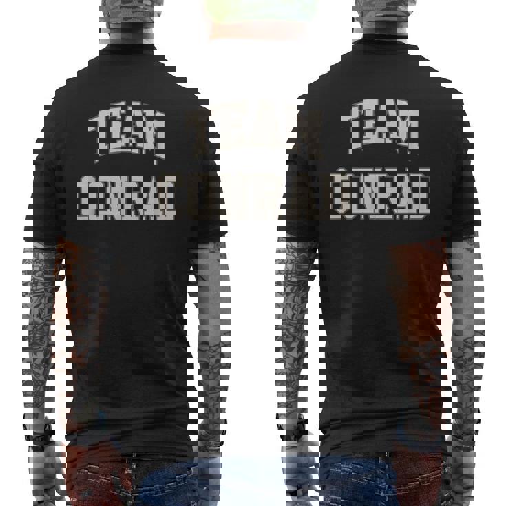 Team Conrad かわいいライバルグラフィック沿岸スタイル メンズTシャツ バックプリント