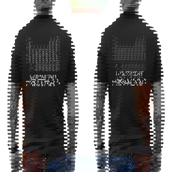 このシャツを着る 周期化学周期表 メンズTシャツ バックプリント