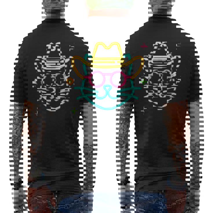 カウボーイ 猫 顔 ラウンド サングラス ウェスタン グラフィック ピンク アニマル メンズTシャツ バックプリント