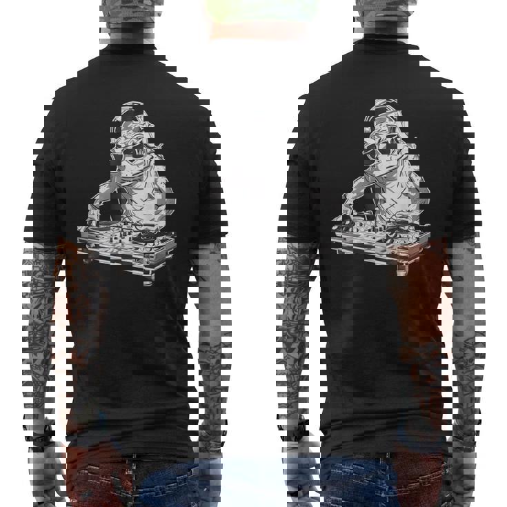 カエル 音楽 Dj 音楽プロデューサー ターンテーブル Dj カエル ビートメーカー メンズTシャツ バックプリント