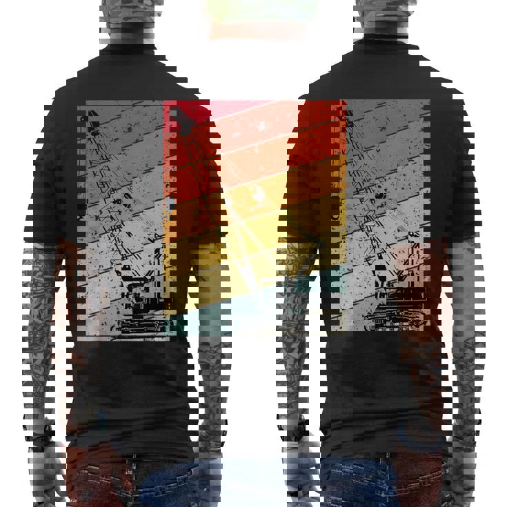 クレーン オペレーター 重機 おもしろい 建設 クレーン メンズTシャツ バックプリント