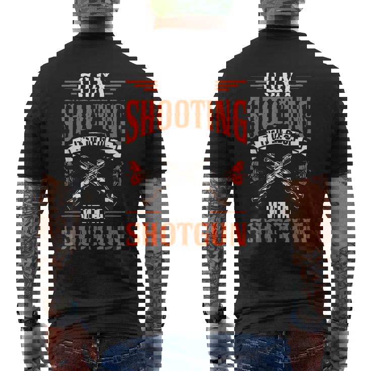 クレー射撃 散弾銃を使ったゴルフのようなもの ショットガン トラップ からのプル ピジョン クレー射撃 メンズTシャツ バックプリント