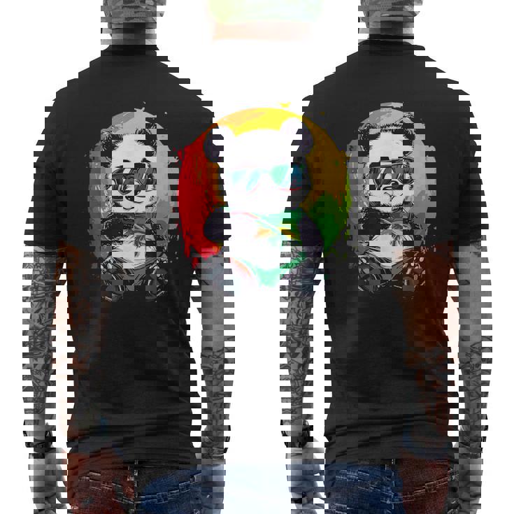 サングラス付きパンダ ラスタカラー メンズTシャツ バックプリント