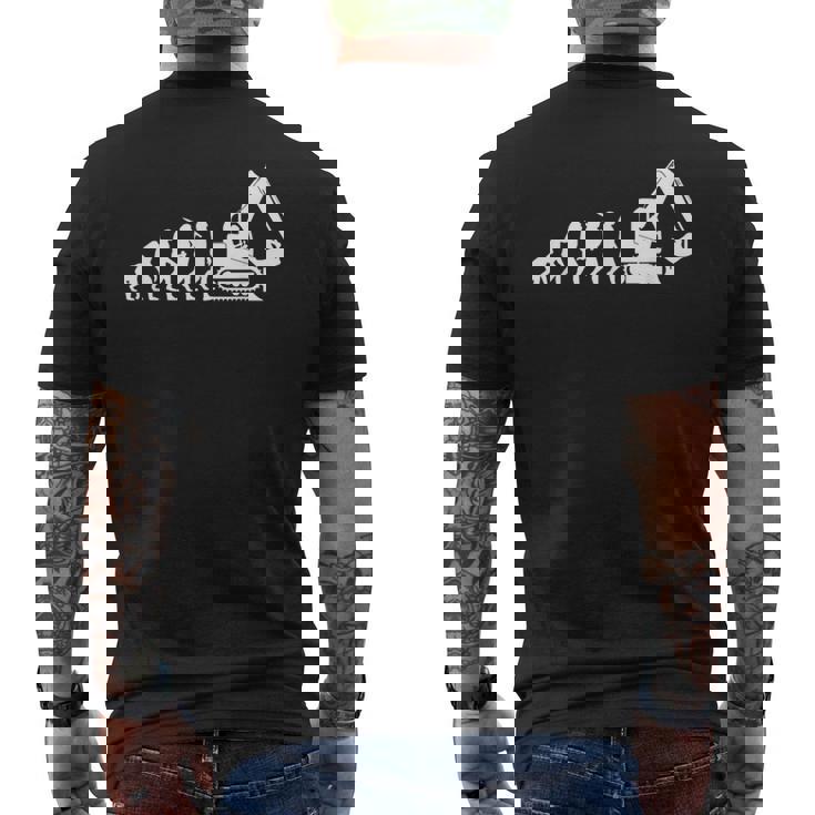 ショベルドライバー進化重機オペレーター メンズTシャツ バックプリント