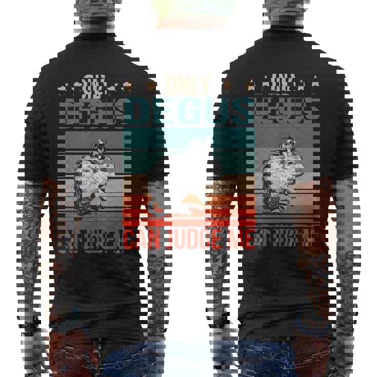 デグーは私を判断できる 齧歯類 デグー メンズTシャツ バックプリント