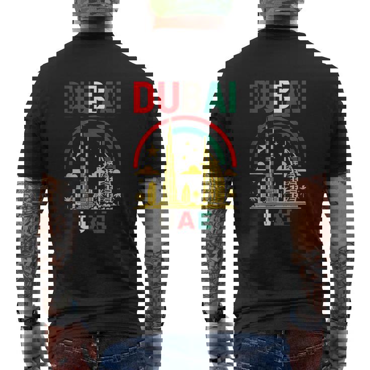 ドバイuaeスカイラインデザイン – ブルジュハリファとヤシの木 メンズTシャツ バックプリント