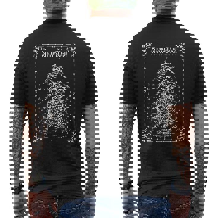 ハヌマーン ・ サック ・ ヤント 猿の神ハヌマーンは、神話上のライオン、プラヤー・シングに乗りながら歌を歌います メンズTシャツ バックプリント