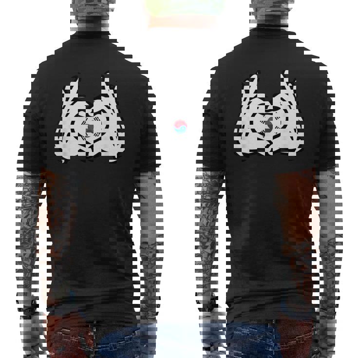 ハートを形作る漫画の手 韓国国旗 メンズTシャツ バックプリント