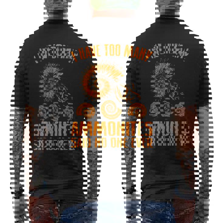 ファニー アンモナイト 化石ギフト メンズ レディース クールな貝殻 ラブ メンズTシャツ バックプリント