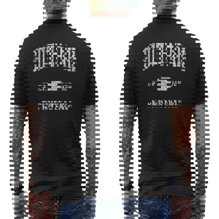 ペンシルバニア州サウスパークのヴィンテージアスレチックスポーツデザイン。 メンズTシャツ バックプリント