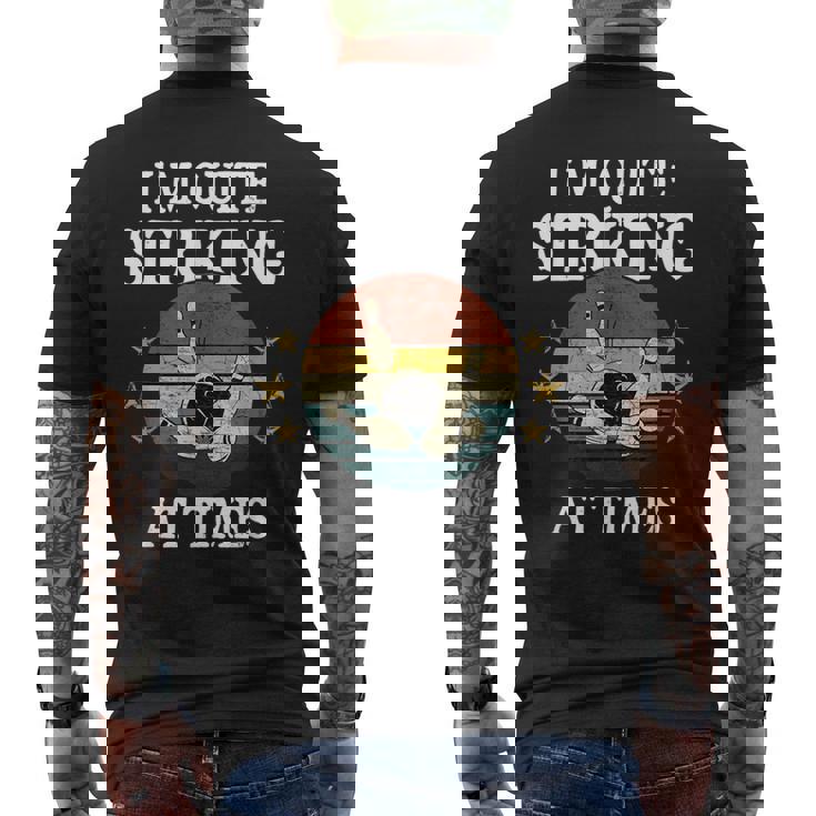 ボウリング私はかなり印象的です面白いビンテージボウラーダジャレ メンズTシャツ バックプリント