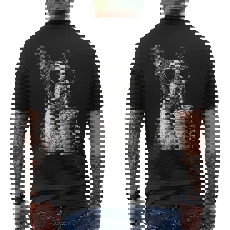 ボストンテリア ドリンク アイスコーヒー 面白い Bostie Dog Meme メンズTシャツ バックプリント