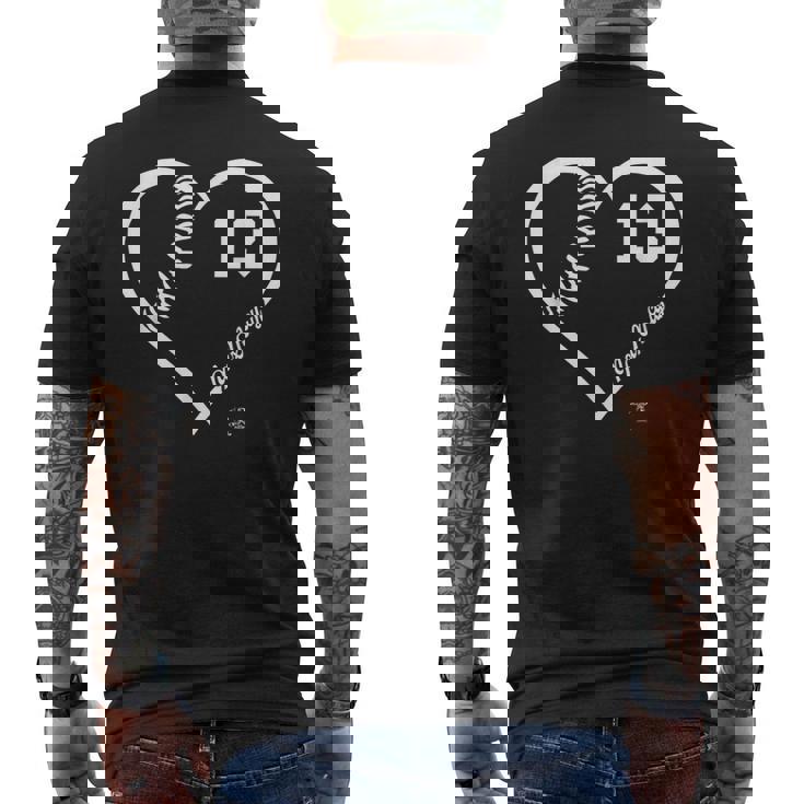 マックスマンシー選手ハート数ゲームデー メンズTシャツ バックプリント