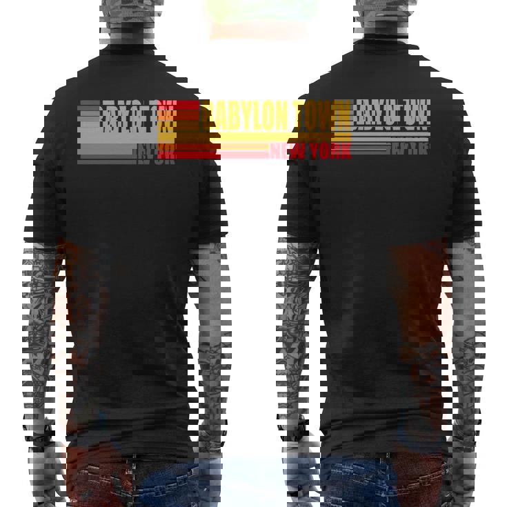 レッド レトロ ヴィンテージ バビロン タウン ニューヨーク州 Ny 長袖tシャツ メンズTシャツ バックプリント