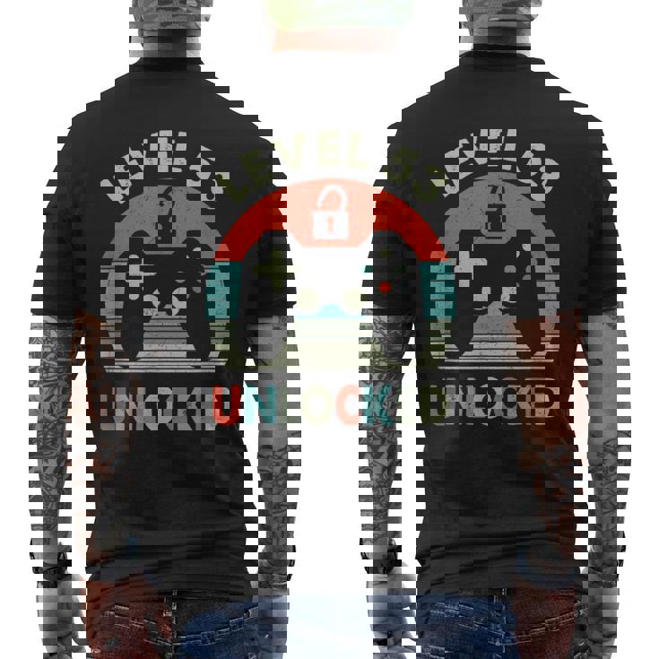 レベル53アンロック レトロヴィンテージゲーム53歳の誕生日ゲーマー メンズTシャツ バックプリント